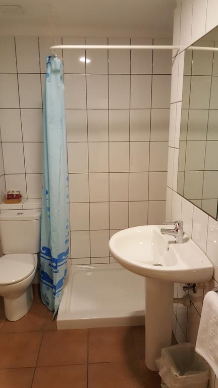 פלאמוס Hostal Residencia Catalina מראה חיצוני תמונה