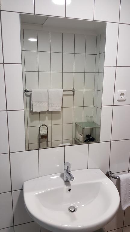 פלאמוס Hostal Residencia Catalina מראה חיצוני תמונה