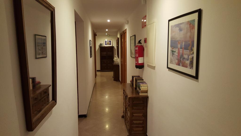 פלאמוס Hostal Residencia Catalina מראה חיצוני תמונה