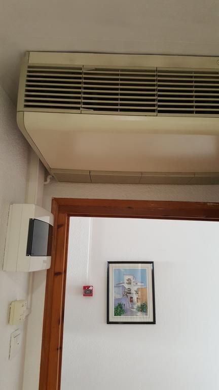 פלאמוס Hostal Residencia Catalina מראה חיצוני תמונה
