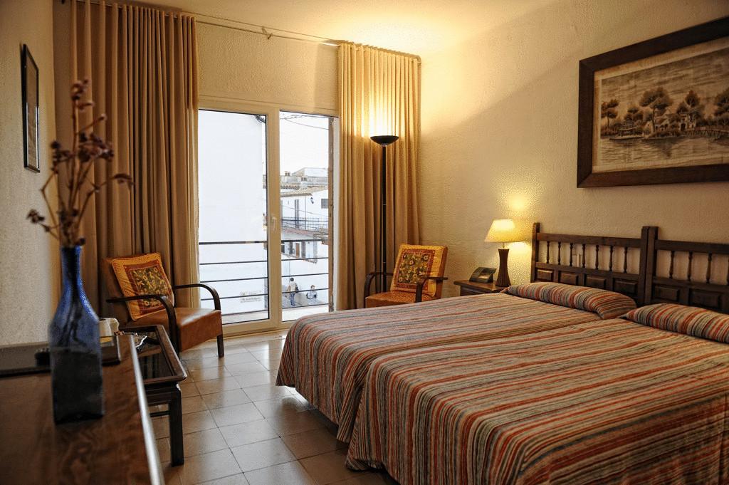 פלאמוס Hostal Residencia Catalina חדר תמונה